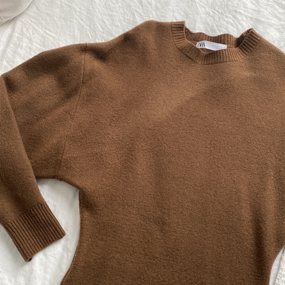 Knit dress - Picture 3 of 3